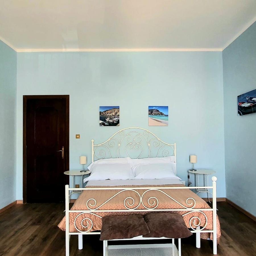 La Casa Di Andreina Hotel Mondello Ngoại thất bức ảnh
