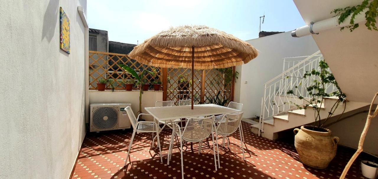 La Casa Di Andreina Hotel Mondello Ngoại thất bức ảnh
